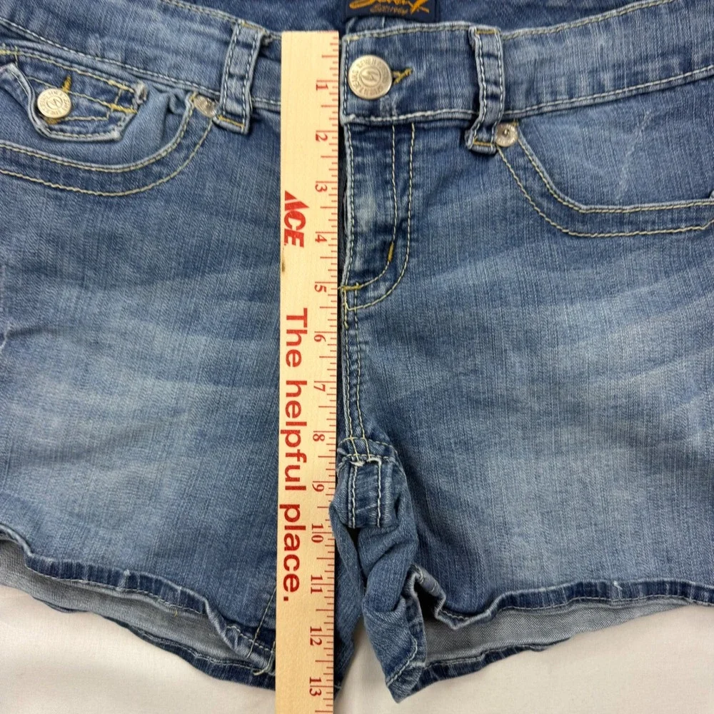 Seven7 Denim Shorts Womens 12 Blue Medium Wash Stretch Embroidered Flap Pocket